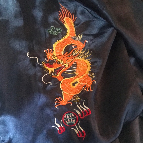“LAOGUDAI” Satin Embroidered Dragon Robe . - Picture 12 of 12